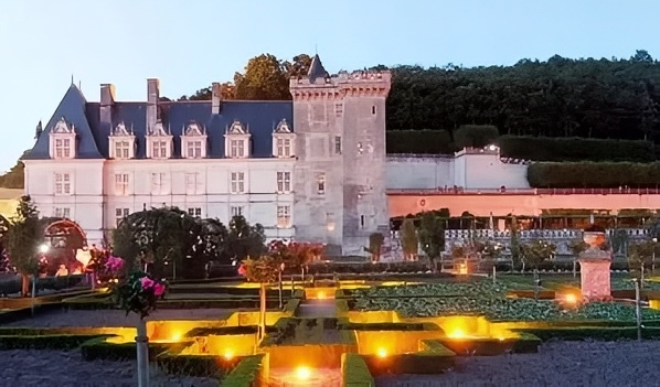 邂逅卢瓦尔河谷城堡群,体验纯粹法兰西风情