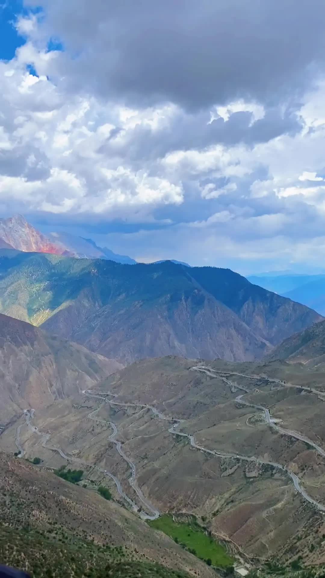 318川藏线是最险峻的一条盘山路