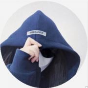 缺牙的小小小兔子