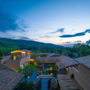 那拉提拈花湾哈茵赛度假酒店