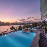 憬悦美季江景酒店