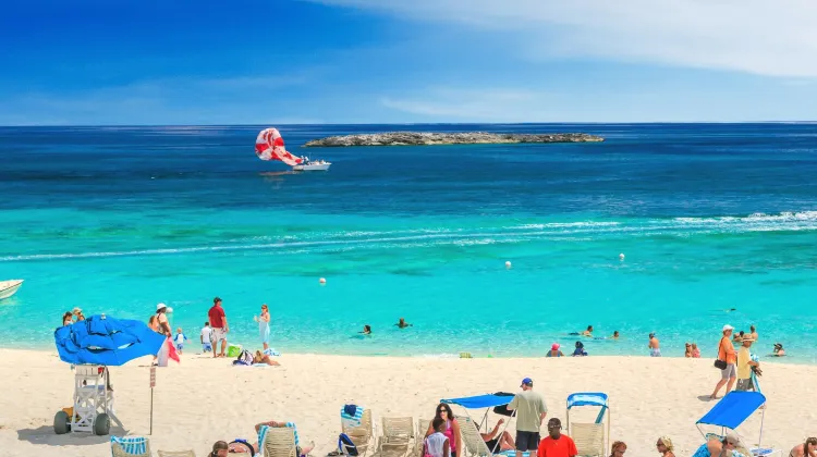 大巴哈馬島 (Grand Bahama)