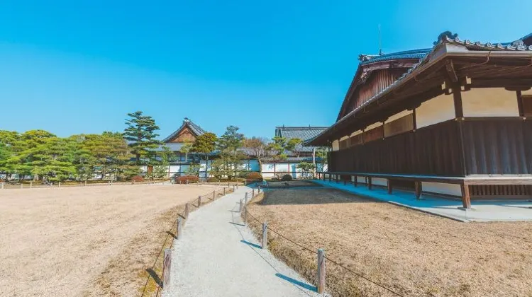 二條城 (Nijō Castle)
