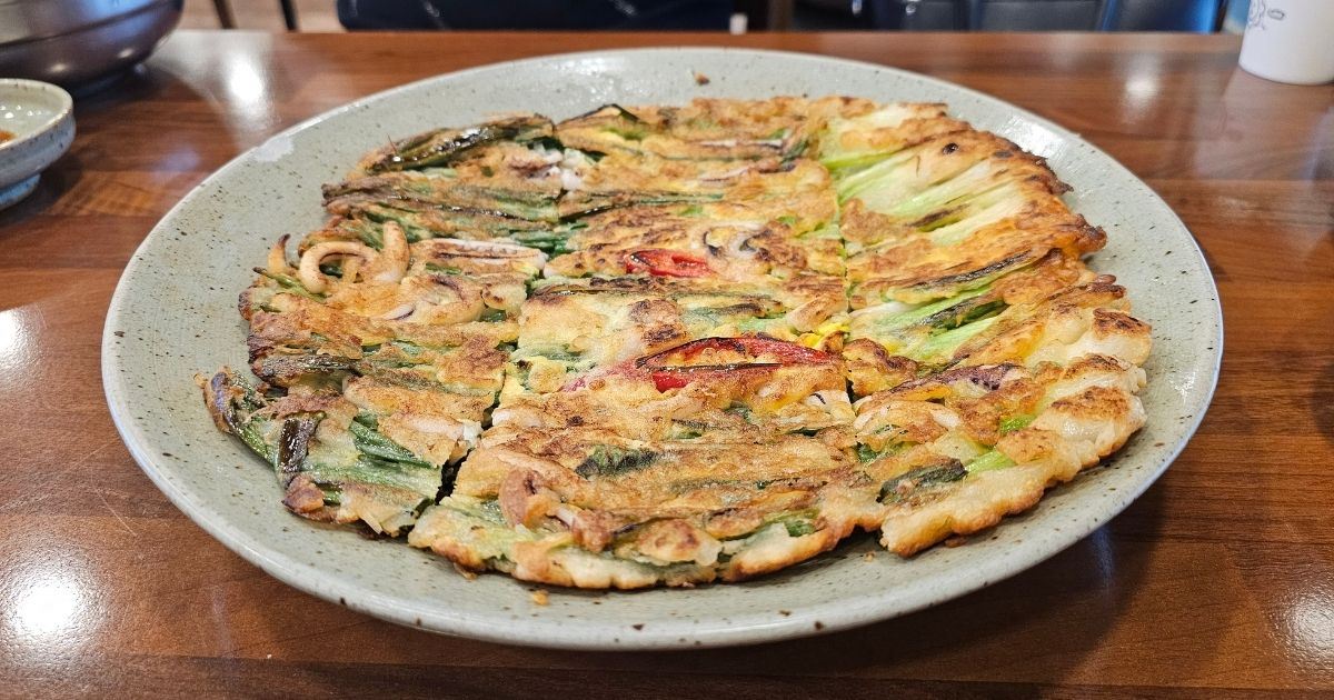 20 สตรีทฟู้ดเกาหลี 2569 อร่อยฟินถึงถิ่น พร้อมพิกัดย่านดังที่สายกินห้ามพลาด | Trip.com