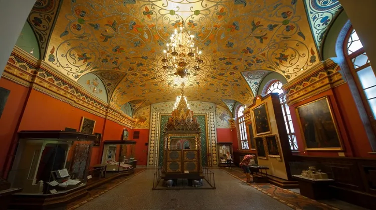 國家歷史博物館 (National Art Museum)