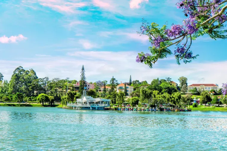 Xuan Huong Lake, Dalat