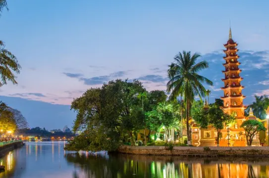 Chua Tran Quoc, Hanoi