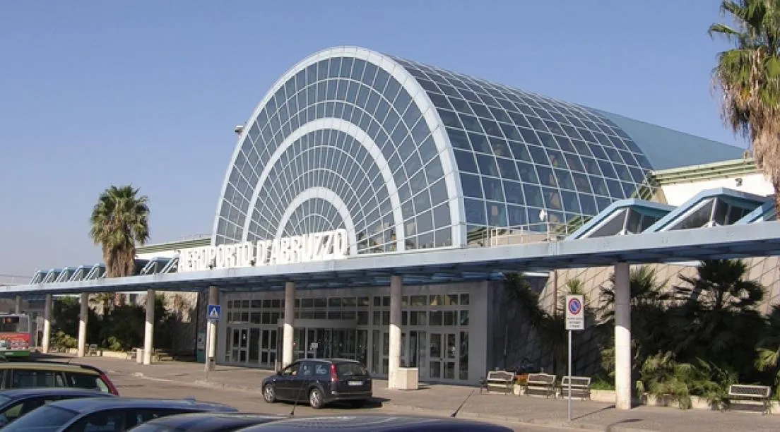 Abruzzo Airport(PSR)