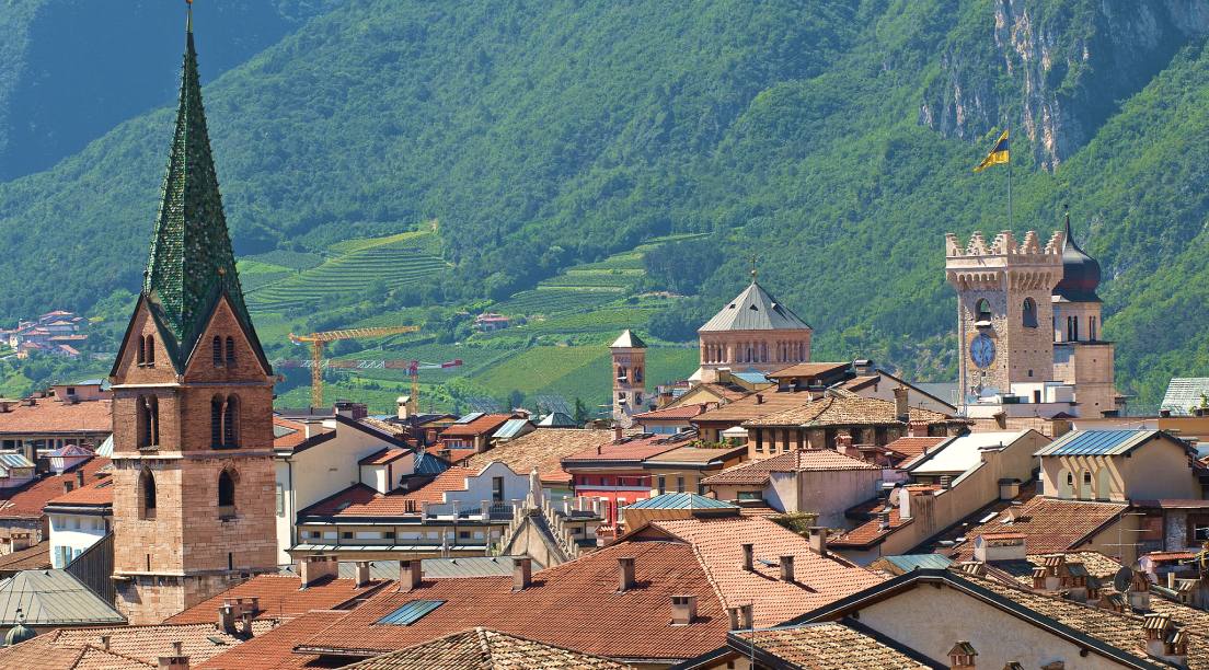 <a href="/orari-treni/milano-trento">Milano - Trento</a>