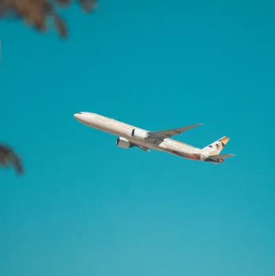 冰島航空 飛 比什凱克