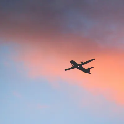 ロメ⇒ドバイ 飛行機