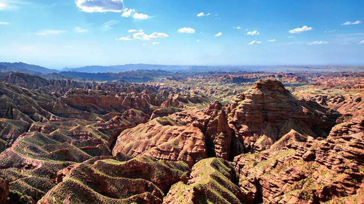 9-Day Cultural & Natural Wonders Tour from Lanzhou· 