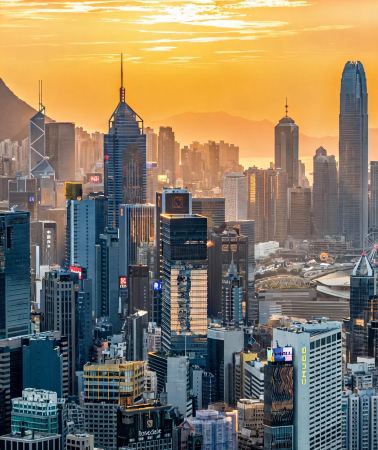 3D2N • Hong Kong·visit Hong Kong film locations - Yau Ma Tei Police Station, pray at Tin Hau Temple, and explore an underground palace·explore cultural