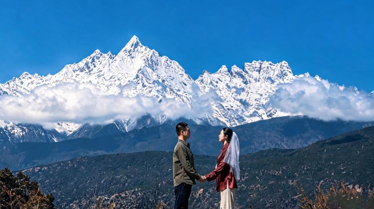 2-Day Yunnan: Lijiang + Shangri-La + Meili Snow Mountains