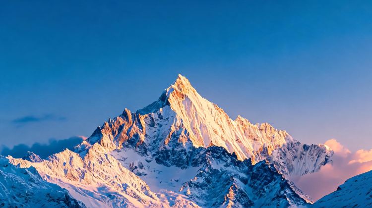 10-Day Yunnan Escape: Kunming · Dali · Lijiang · Shangri-La - Yulong Snow Mountain & Naxi & Tibetan Costume Photoshoots & Horse Riding & Tiger Leaping Gorge & Potatso National Park· Dali, Shangri-La, Lijiang, Dukezong, Yulong Snow Mountain, Songzanlin Monastery, Tiger Leaping Gorge