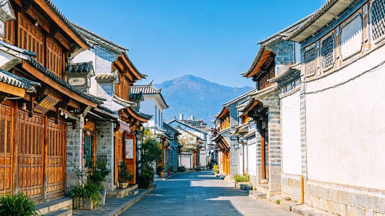 5-Day South of the Colored Clouds Private Tour · Kunming, Dali and Lijiang丨Nanzhao Style Island and Yulong Snow Mountain