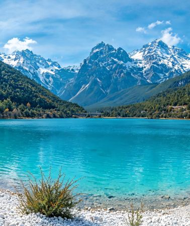 5D4N • Dream vacation: iconic & Instagram-famous landmarks in Kunming, Dali, Lijiang, Xizhou Tie-Dye & Cangshan Ropeway: complimentary one-way sightseeing train