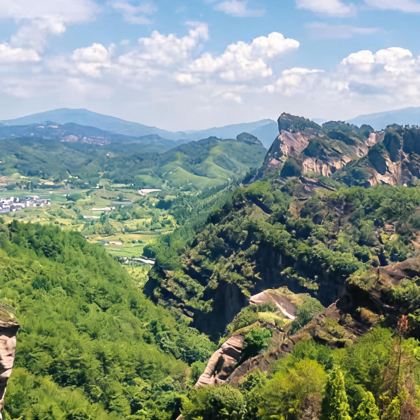 福建龙岩+连城+冠豸山景区+长汀+汀州古城3日2晚自由行