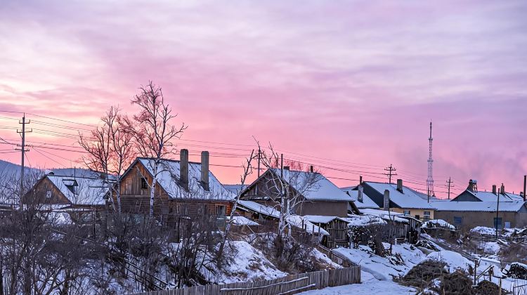 3-Day 8-Person Small Group · Mohe. Get Themed Costume Photo-shoot & Water-Splash-to-Ice Activity on Inquiry. Arctic Village, a Snow-covered Secret Land + Mohe, the Northernmost Land.