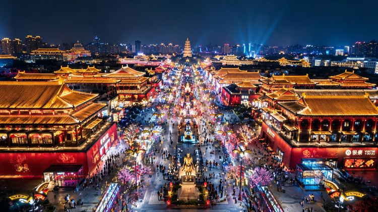 4D3N · Group Tours · Xi'an,Mount Hua,Seamless fully guided Xi'an experience. 