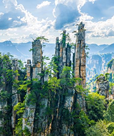 3D2N • Tianmen Mountain + Avatar Mountain + Grand Canyon Glass Bridge: Bailong Elevator & Cable Cars: 2-night Hampton by Hilton Stay
