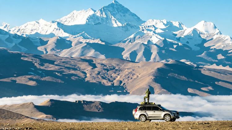 8-Day Lhasa to Everest Base Camp Group Tour: Potala Palace, Yamdrok Lake & Tashilhunpo Monastery·Tibet Permit Included