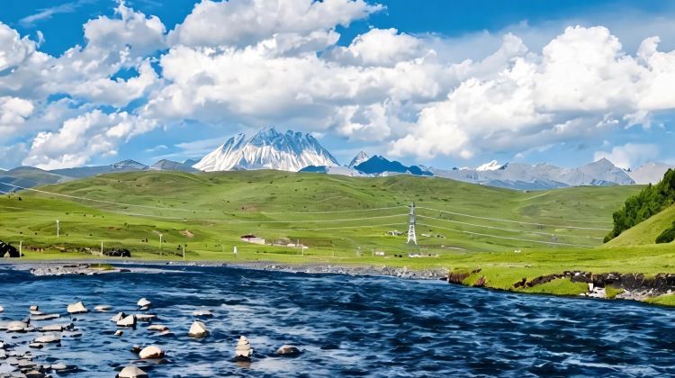 5-Day Enjoying the Holiday: Daocheng Yading + Mount Siguniang + Yuzixi