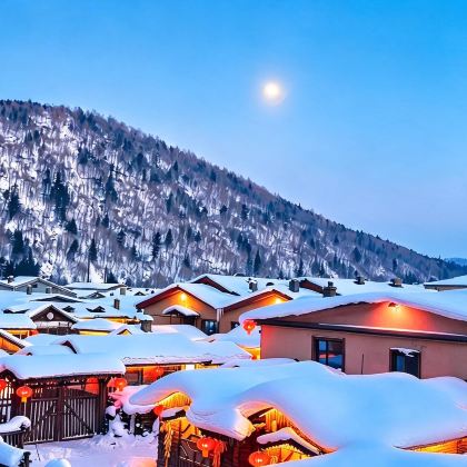 哈尔滨+雪乡+亚布力滑雪旅游度假区5日4晚拼小团
