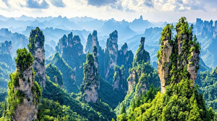 5-Day Zhangjiajie + Zhangjiajie Grand Canyon + Huanglong Cave + Baofeng Lake + Tianmen Mountain National Forest Park