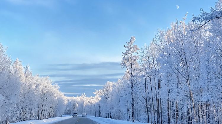 3-Day 8-Person Small Group · Mohe. Get Themed Costume Photo-shoot & Water-Splash-to-Ice Activity on Inquiry. Arctic Village, a Snow-covered Secret Land + Mohe, the Northernmost Land.