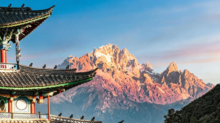 8-Day The Best of Yunnan & Premium Small Group of 8 for International Travelers with English Guide,Tailor-Made Itinerary: Erhai Lake, Lijiang, Yulong Snow Mountain & Shangri-La·   