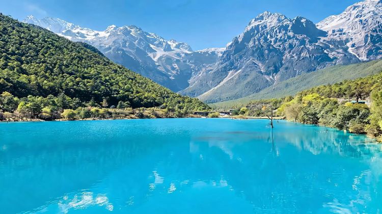 4-Day Lijiang + Shangri-La + Dali City + Yulong Snow Mountain