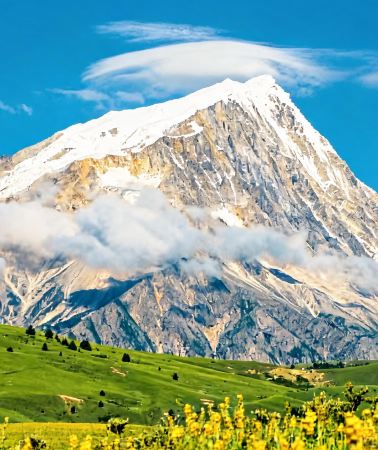 8D7N • Chengdu + Daocheng Yading + Mount Siguniang + Western Sichuan: Stay Inside Yading Scenic Area · Enjoy starry skies and sunrise · Astronomical telescope · Tibetan culture