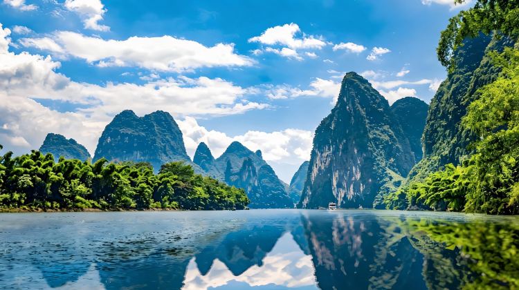 5-Day China + Guilin + Yangshuo + Li River Scenic Area
