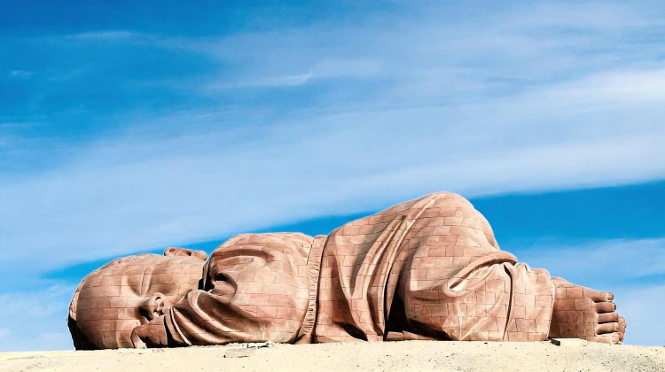 4-Day Silk Roard Private Tour· Zhangye, Dunhuang,Jiayuguan, Mogao Caves, Yadan National Geopark