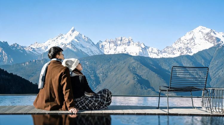 4-Day Yunnan: Lijiang + Shangri-La + Yubeng Village + Meili Snow Mountain National Park