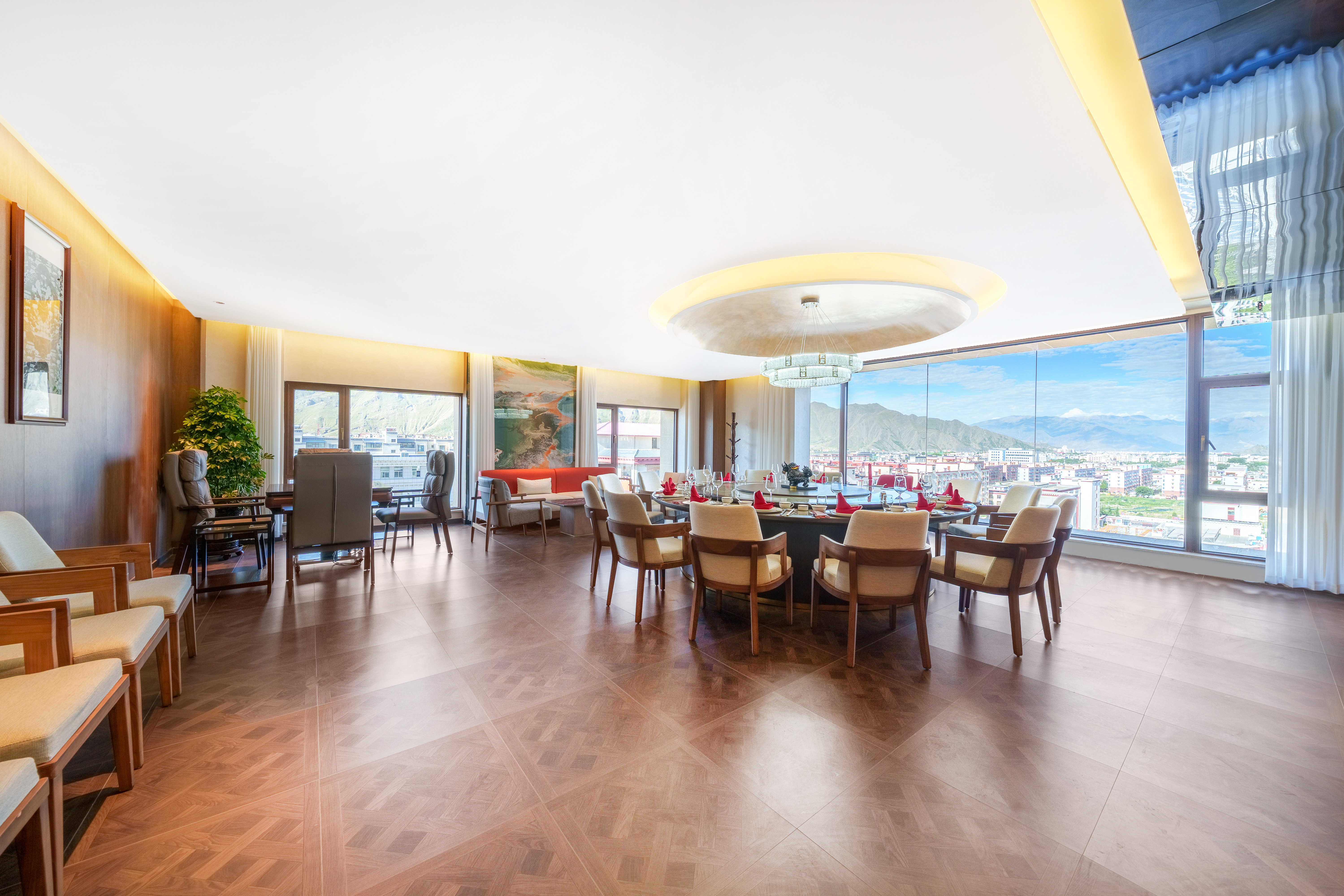 希尔顿惠庭酒店(拉萨市政府店)·东悦府