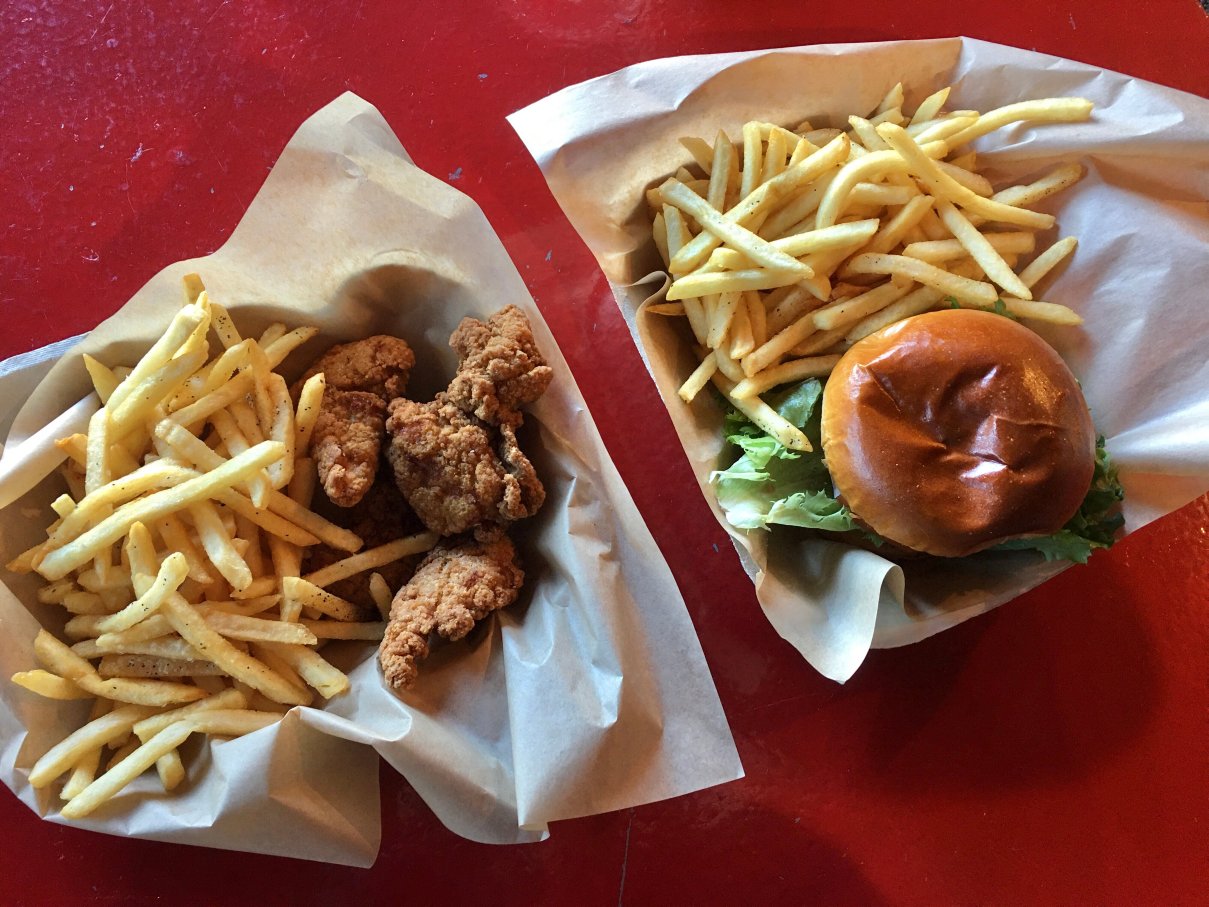 Hoot's Bar & Grill