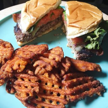 Holston's Kitchen