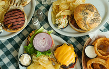 Frankie's Bar & Grill餐厅图片