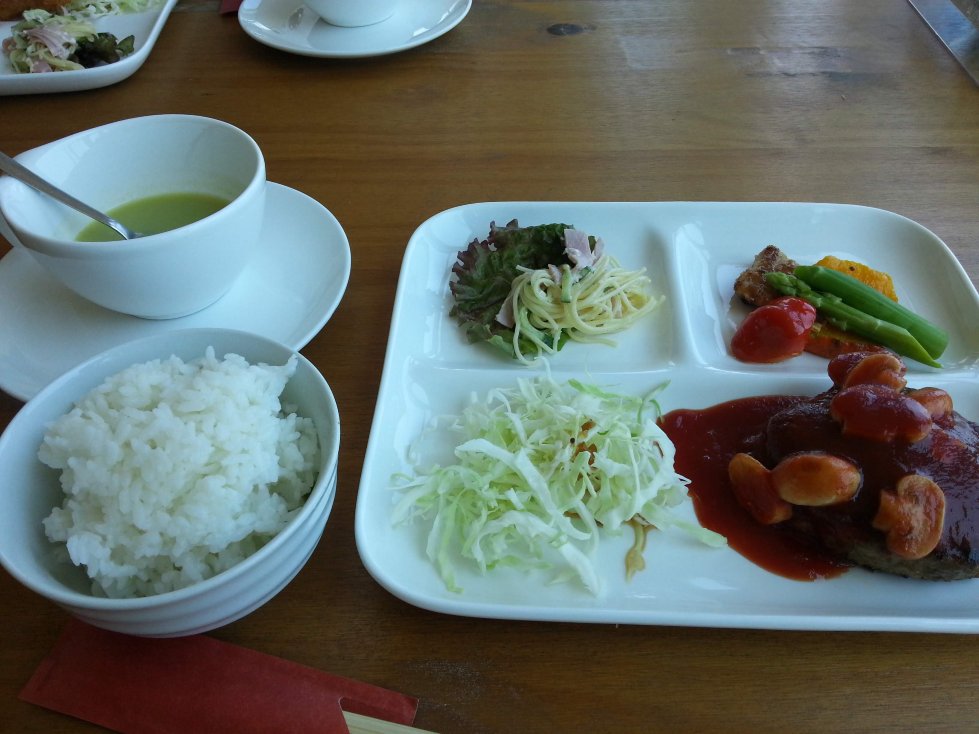 Ushimado Yacht Harbor餐厅图片