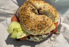 Everything Bagel Cafe美食图片