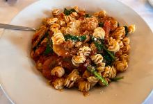 Anchorage Tavern & Restaurant美食图片