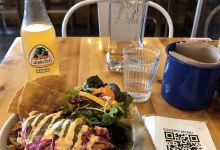 Casero Kitchen Table美食图片