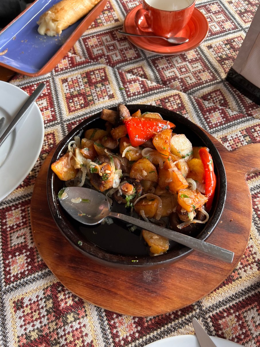 Borjomi Plato Cafe&Bar