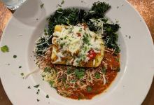 Adrift Restaurant美食图片