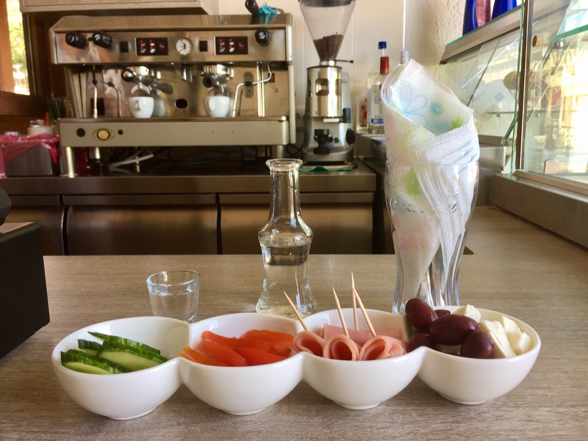 The Island Cafe-Snack Bar