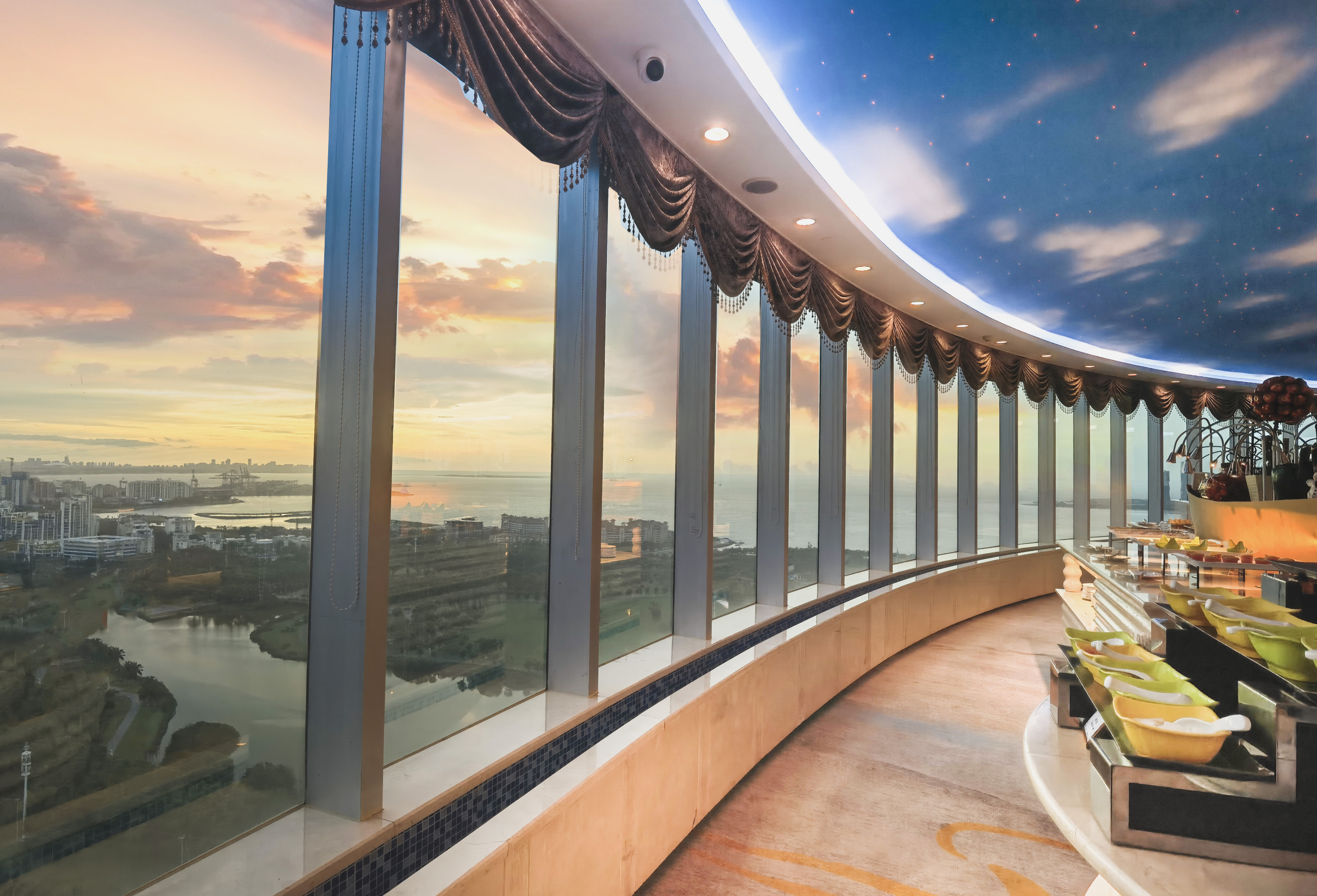 黄金海景大酒店-旋转餐厅餐厅图片