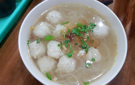 Pempek Ny. Kamto