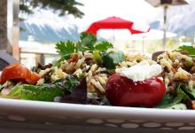 The Wood Restaurant and Lounge美食图片